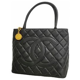 Chanel Reissue Tote Bag in Black Black