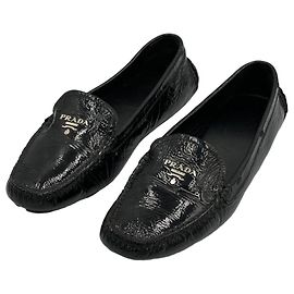 Prada Wohnungen Schwarz