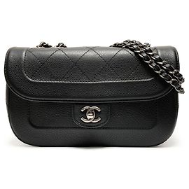 Borsa a Spalla Chanel Caviar Matelassé con Patta Singola Nero