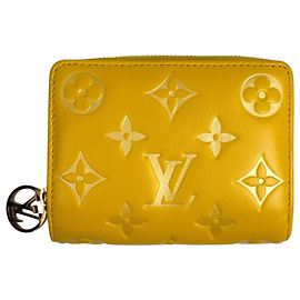 Louis Vuitton Coussin Bifold Geldbörse mit Rundreißverschluss Gelb