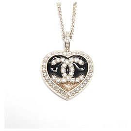 Collana con cuore in strass e logo Coco C23B di Chanel D'oro
