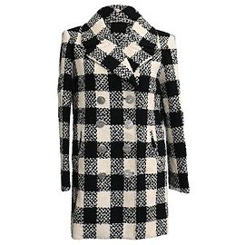 Chanel Tweed Checked Double-Breasted Coat in Multicolor Cotton Multiple colors