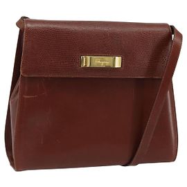 Bolsa de Ombro Gancini em Couro Marrom Dourado Auth 172650 da Salvatore Ferragamo Marrom Dourado