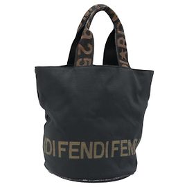 FENDI Handtasche aus schwarzem Nylon Auth 172823 Schwarz