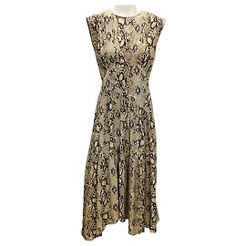 Frame Denim Robe à coutures multi-pliées Butter Frame Beige