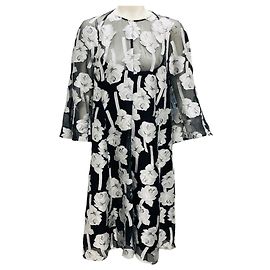 Cocktailkleid aus schwarzem / silbernem Blumenjacquard von Lela Rose Schwarz