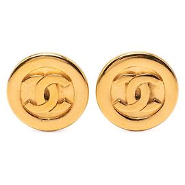 Boucles d'oreilles clips en plaqué or avec le logo Coco de Chanel Doré