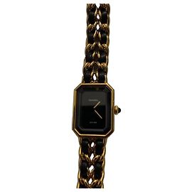 Montre Chanel Première taille M dorée en métal Doré