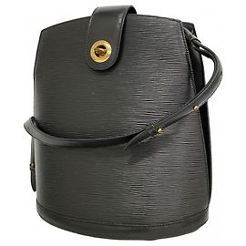 Sac à épaule Louis Vuitton Epi Cluny en Noir Noir