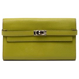 Cartera Larga Kelly en Cabra Mysore Verde Hermès Verde Verde oliva
