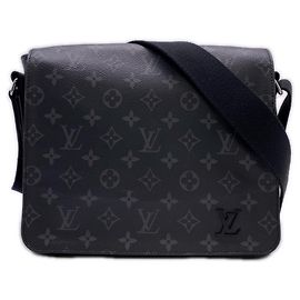 Louis Vuitton Eclipse District PM M45272 Schultertasche Braun