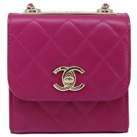 Chanel Trendy CC Clutch mit Kette aus gestepptem Lammleder klein Lila