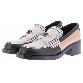 Chanel Mocassins blanc "Loafers" White