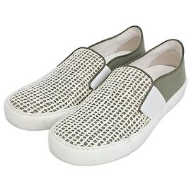 Chanel Slip-On Marrom