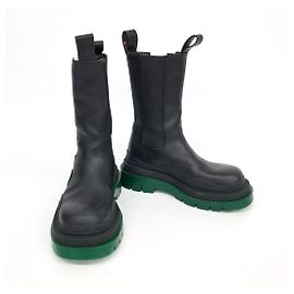 Bottega Veneta Chelsea Boots Black
