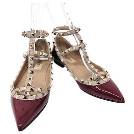 Lackflache Valentino Braun