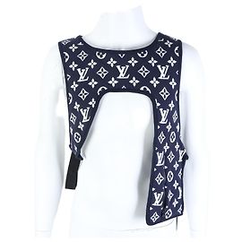 Louis Vuitton Capa intermedia Monogram Azul