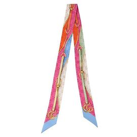 Gucci Laço de pescoço de seda impressa com cinto Multicor