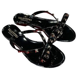 Valentino Rockstud Bogen Flache Sandalen Flip Flops PVS Schwarz