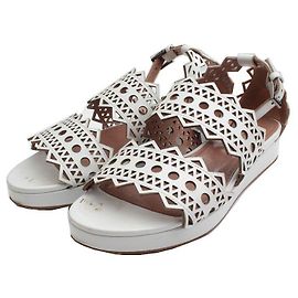 Alaïa Sandales en cuir blanches à perforations Multicolore
