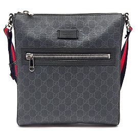 Gucci Bolsa transversal GG Supreme Marrom