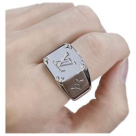 Louis Vuitton Monogram Engraved Signet Ring Silvery