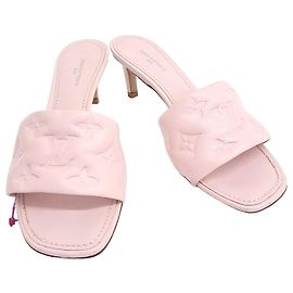 Revival Slipper von Louis Vuitton Pink