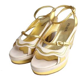Prada Sandales à plateforme bicolores Doré