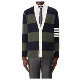 Thom Browne V-Neck Cardigan aus Baumwolle Rugby Bar Rose Icon Grün
