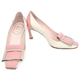 Roger Vivier Zapatos de charol Rosa