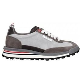 Thom Browne Suede Tech Runner Marron