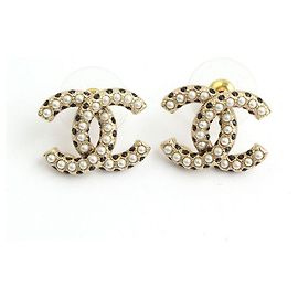 Chanel Brincos de pérolas e cristais banhados a ouro CC Branco