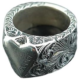 Gucci Anello a Cuore Nero