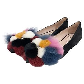 Chaussures plates en daim Fendi Noir