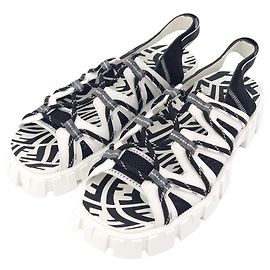 Fendi Logo Strap Sandalen Weiß Weiß