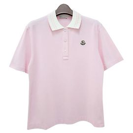 Camiseta polo de manga curta com patch logo Moncler em rosa Rosa