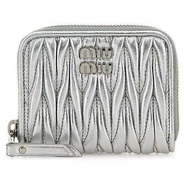 Miu Miu Monedero de cuero nappa Plata