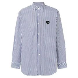 Comme Des Garcons Gestreifte Hemd mit schwarzem Herz-Patch AX Blau