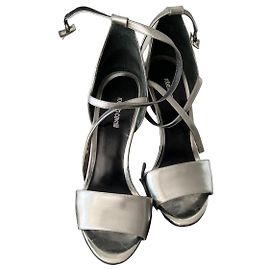 Sandali con zeppa metallici argento Roberto Cavalli Argento