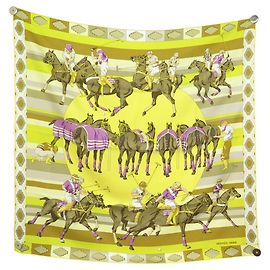 Hermès NUEVO BUFANDA HERMES LOS PONIS DE POLO WATRIGANT CUADRADO 90 SEDA AMARILLO Amarillo