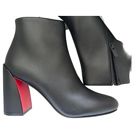 Christian Louboutin Jane Booty 85 Botas de couro pretas Preto