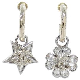Orecchini a perno Chanel ABA908 Argento D'oro