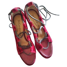 Yves Saint Laurent Rote Samt-High Heels Rot