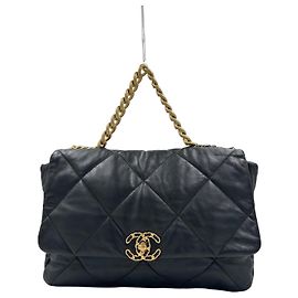 Chanel 19 Maxi Flap Shoulder Bag Black Lambskin Black