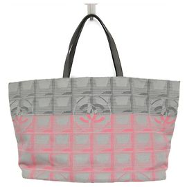 Bolsa tote de lona nylon da nova linha de viagem da Chanel Marrom Rosa