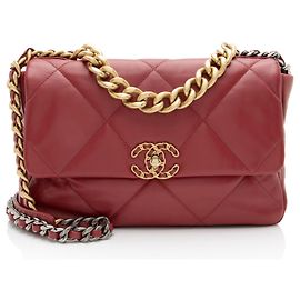Sac à épaule large en cuir de chèvre 19 de Chanel Rouge