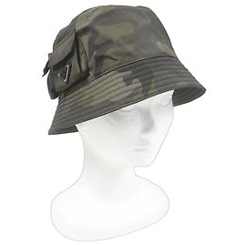 Chapéu bucket de nylon com logo triangular Prada Verde Caqui