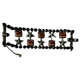 Jean Paul Gaultier Pulseira com estrelas e pingentes quadrados Preto Multicor Hardware prateado