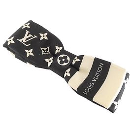Accessorio per capelli in silhouette di papillon Monogram Louis Vuitton Nero