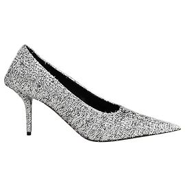 Balenciaga Silberne Absatzschuhe aus Stoff Größe 39 Silber
